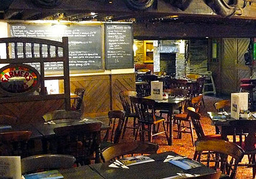 The Farmers Arms Сент-Меррин Екстер'єр фото